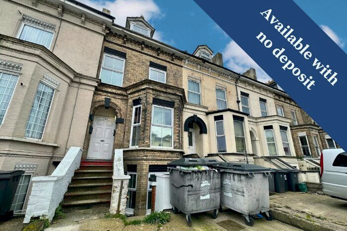 1 Bedroom Flat To Rent In Folkestone Road, Dover, CT17