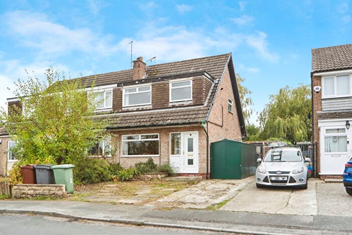 3 Bedroom Semi-Detached House For Sale In West Lea Grove, Yeadon, Leeds, LS19