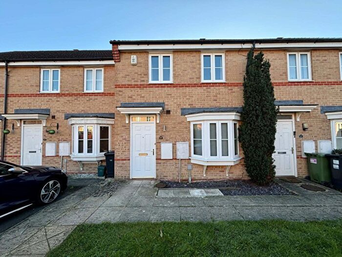 3 Bedroom Terraced House To Rent In Rosemary Gardens, Thatcham, RG18