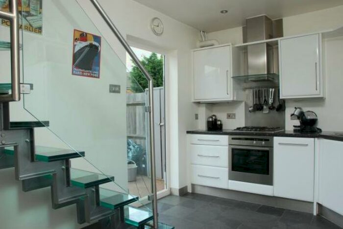 1 Bedroom Semi-Detached House To Rent In Mill Road, Esher, KT10