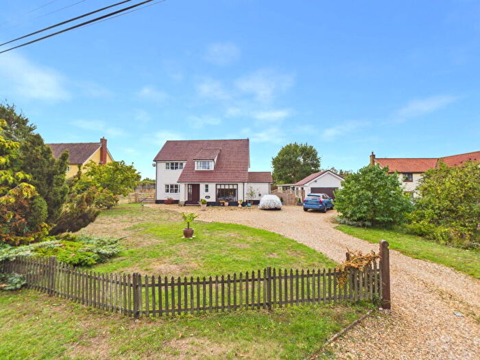 4 Bedroom Detached House For Sale In The Street, Thorndon, Eye, IP23