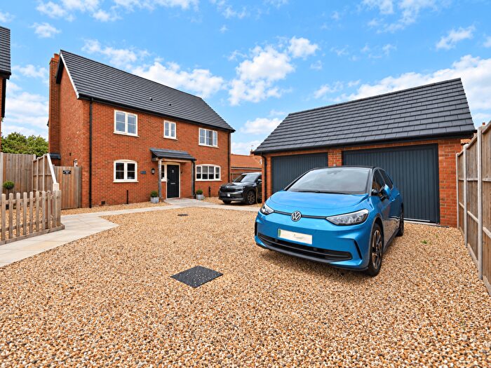 4 Bedroom Detached House For Sale In Stave Close, Pott Row, King's Lynn, PE32