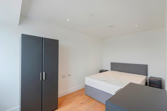 1 Bedroom Flat To Rent In The Residences, Edridge Road, Croydon, CR0