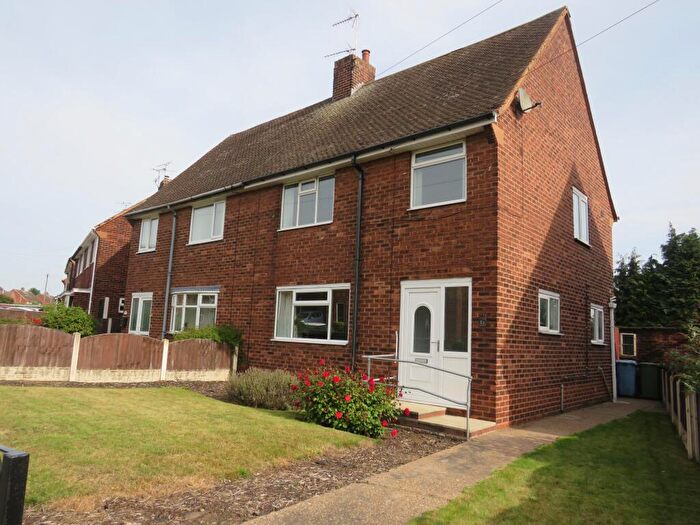 3 Bedroom House To Rent In Prince Charles Road, Worksop, S81