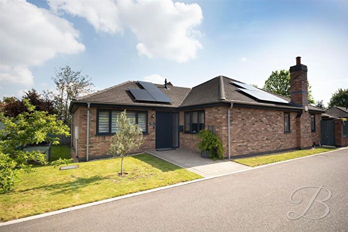 3 Bedroom Detached Bungalow For Sale In Berry Hill Lane, Mansfield, NG18
