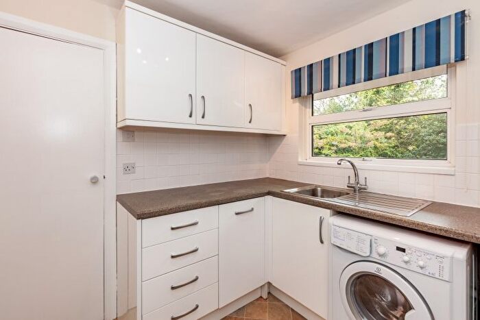 2 Bedroom Flat To Rent In Woodstock Road, Oxford, OX2