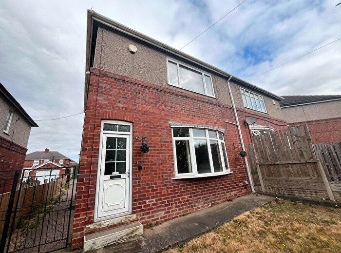 3 Bedroom Semi-Detached House To Rent In Rotherham Road, Little Houghton, Middlecliffe, Barnsley, S72
