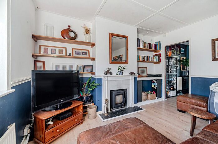 3 Bedroom Terraced House For Sale In Longstone Road, Paignton, Devon, TQ4