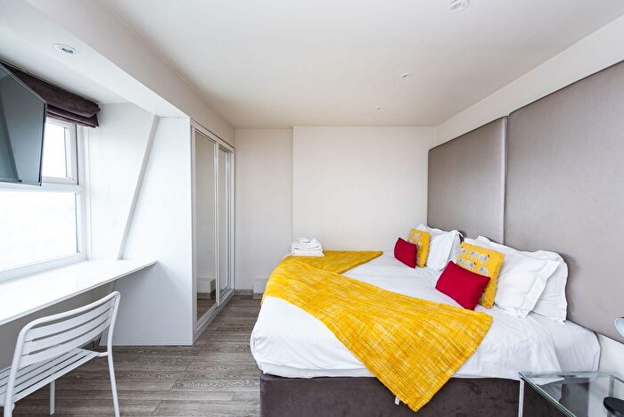 1 Bedroom Flat To Rent In Earls Court, London, SW5
