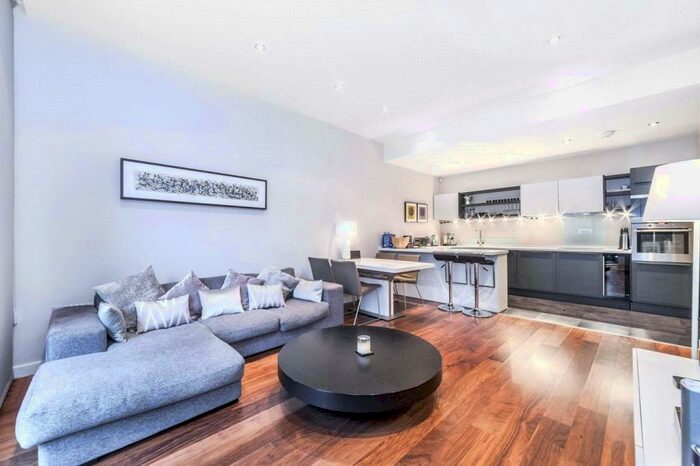2 Bedroom Flat To Rent In Grove View Apartments, Highgate Road, London, NW5