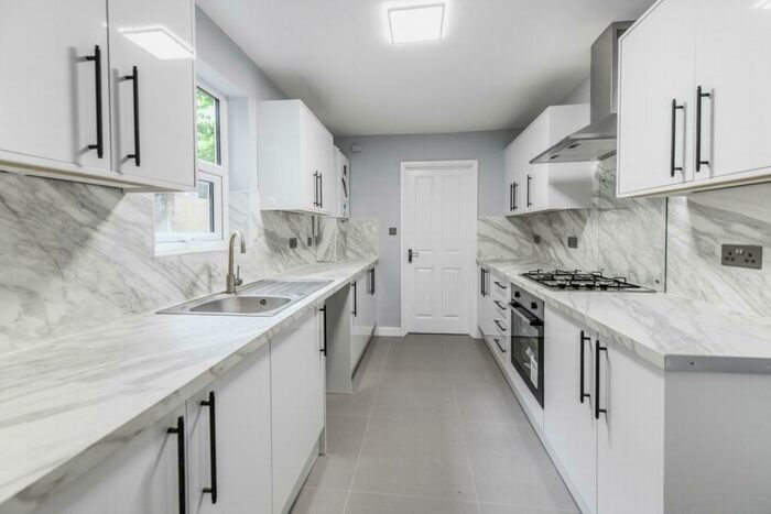 3 Bedroom Terraced House To Rent In Shepherd Street, Northfleet, DA11