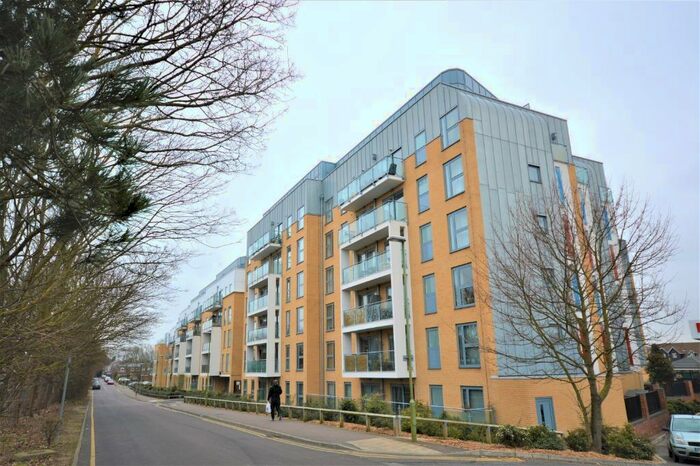 2 Bedroom Flat To Rent In Woolners Way, Stevenage, SG1