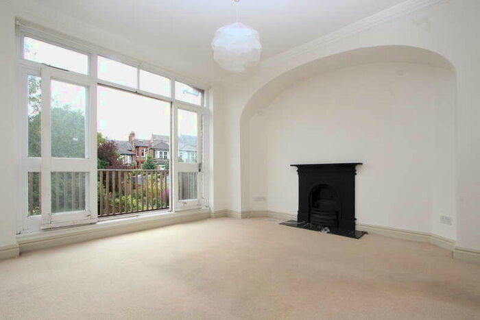 2 Bedroom Flat To Rent In Hillfield Park, Muswell Hill, N10