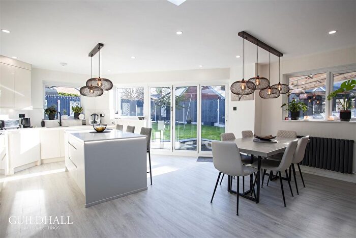 4 Bedroom Detached House For Sale In Larches Lane, Ashton-On-Ribble, Preston, PR2