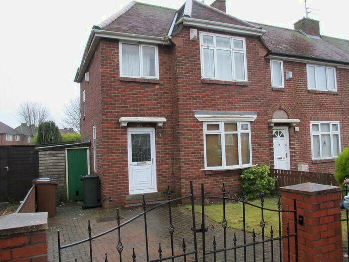 3 Bedroom Semi-Detached House To Rent In Queensway, Fenham, NE4