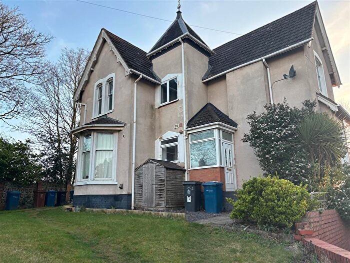 1 Bedroom Flat To Rent In Birmingham Road, Lichfield, WS14