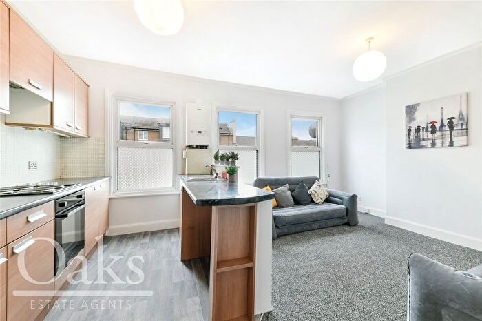 3 Bedroom Flat To Rent In Parchmore Road, Thornton Heath, CR7