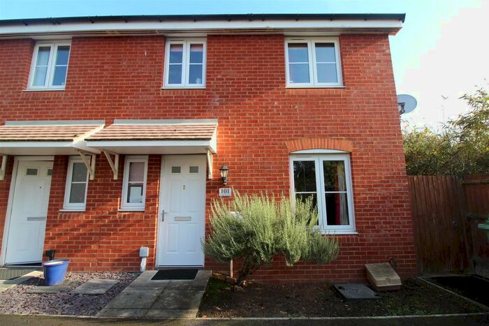 3 Bedroom Property To Rent In Ffordd Nowell, Penylan, Cardiff, CF23