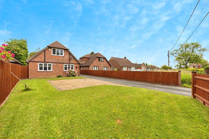 4 Bedroom Detached House For Sale In Steeds Lane, Ashford, TN26