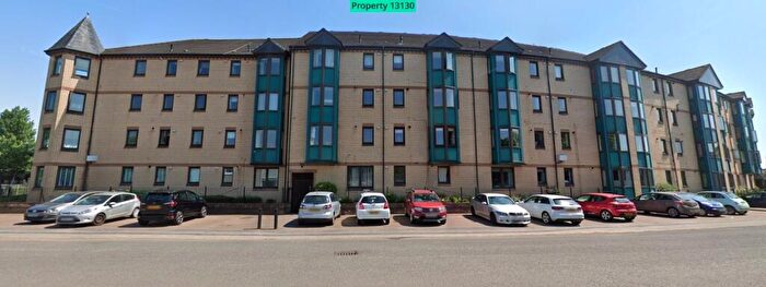 2 Bedroom Flat To Rent In Rutland Court, Glasgow, G51