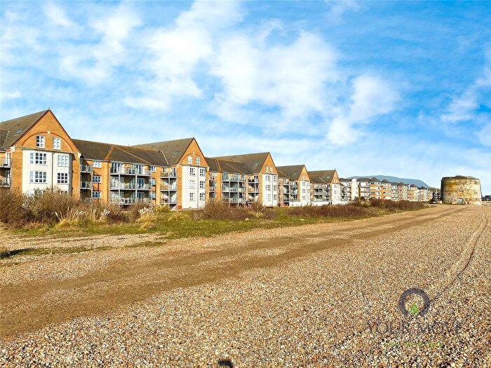 2 Bedroom Flat To Rent In Caroline Way, Eastbourne, East Sussex, BN23