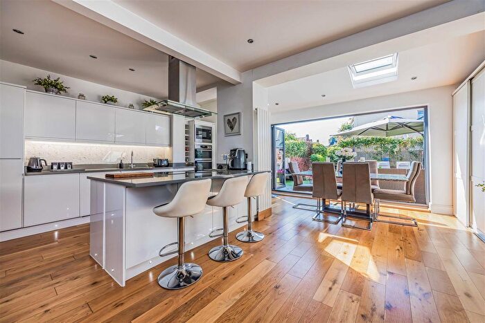 4 Bedroom Terraced House For Sale In Kirby Road, Portsmouth, PO2