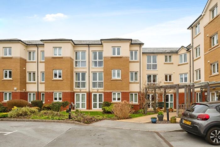 1 Bedroom Flat For Sale In Alexandra Road, Gorseinon, Swansea, SA4