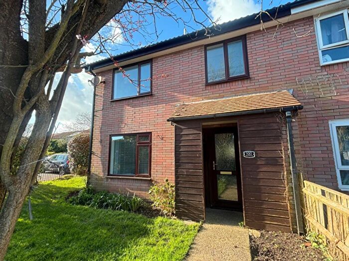 3 Bedroom End Of Terrace House For Sale In Bays Road, Pennington, Lymington, Hampshire, SO41