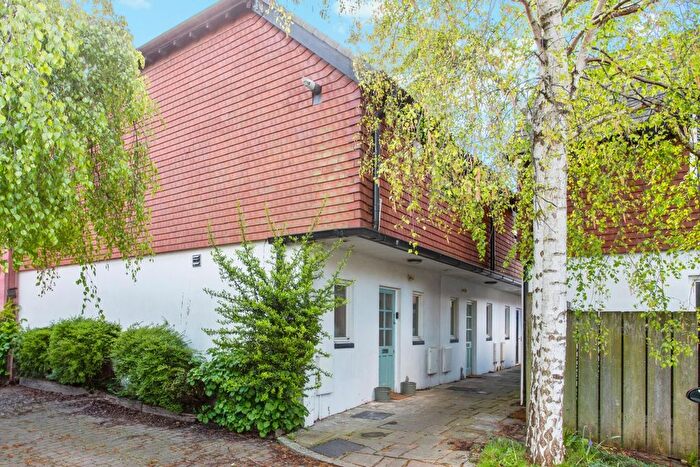 3 Bedroom End Of Terrace House To Rent In Sonic Court, Guildford, GU1