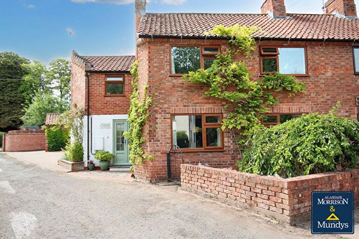 3 Bedroom Semi-Detached House For Sale In School Lane, Caunton, Newark, NG23