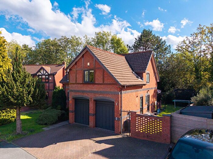 5 Bedroom Detached House For Sale In Bellpit Close, Ellenbrook, M28