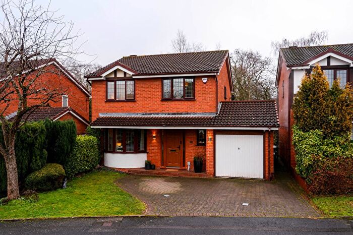 4 Bedroom Detached House For Sale In Chestnut Close, Streetly, Sutton Coldfield, B74