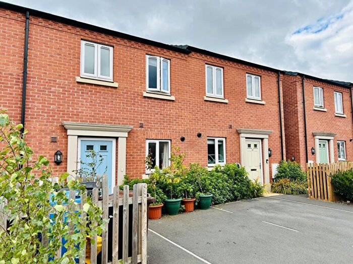 3 Bedroom Terraced House To Rent In Saxelbye Avenue, Derby, DE1