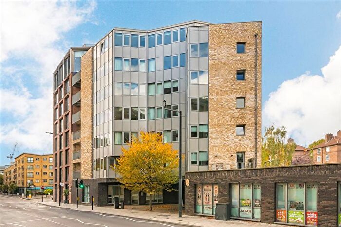 3 Bedroom Flat To Rent In East Road, Hoxton, N1
