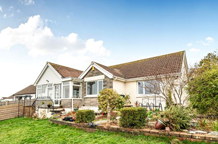 3 Bedroom Detached Bungalow For Sale In Allen Vale, Liskeard, Cornwall, PL14