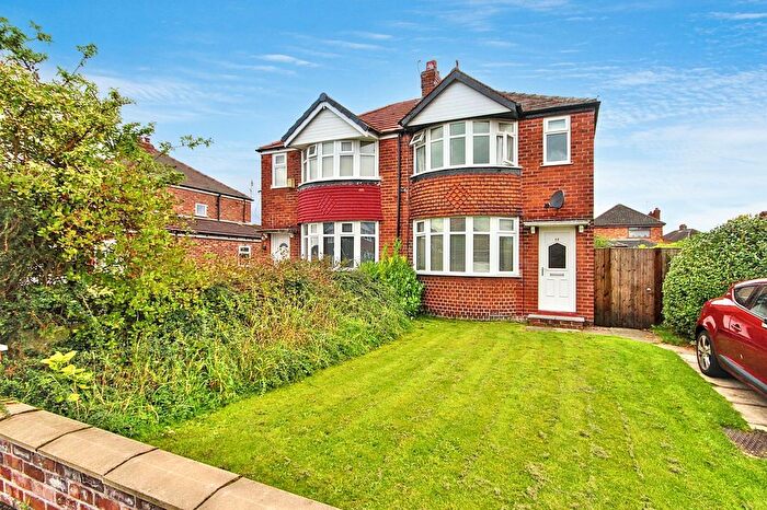 2 Bedroom Semi-Detached House To Rent In Malpas Drive, Great Sankey, WA5