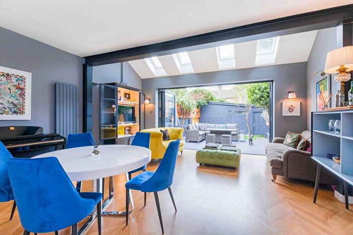 3 Bedroom Semi-Detached House For Sale In Henniker Gardens, Upton Park, London, E6