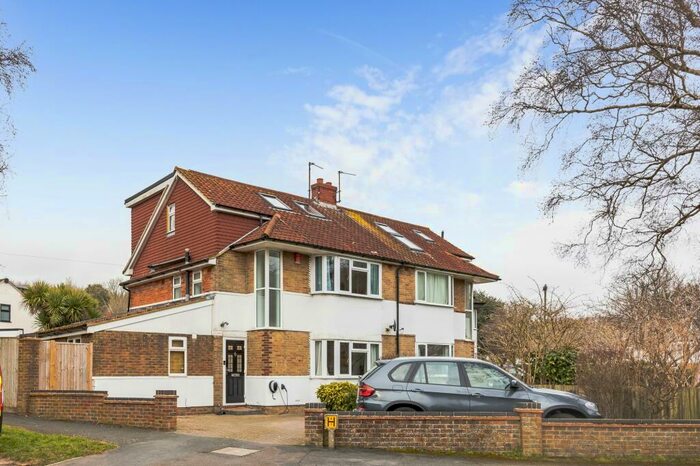 4 Bedroom Semi-Detached House To Rent In Mackie Avenue, Brighton, BN1