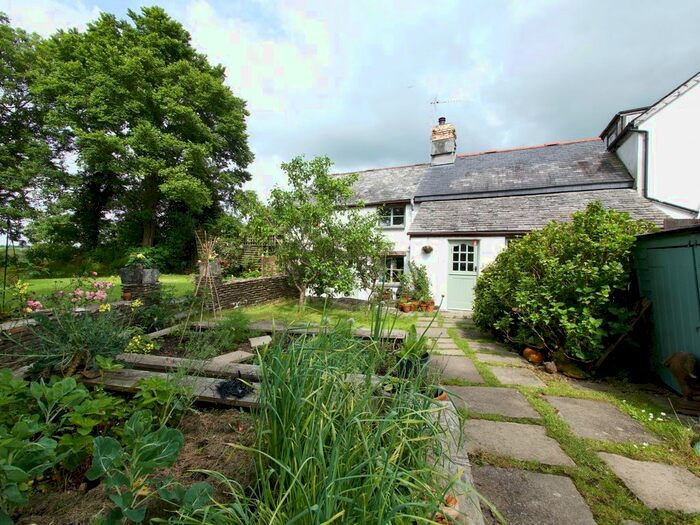 3 Bedroom Semi Detached House For Sale In Whitstone, Holsworthy EX22