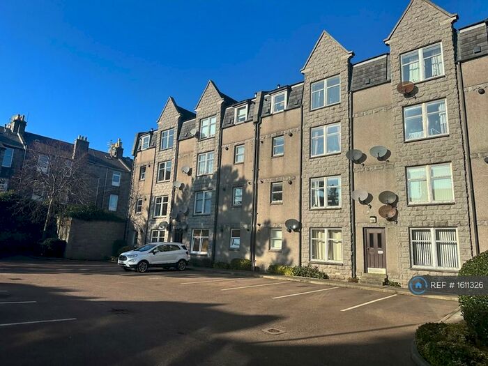 2 Bedroom Flat To Rent In Mountview Gardens, Aberdeen, AB25