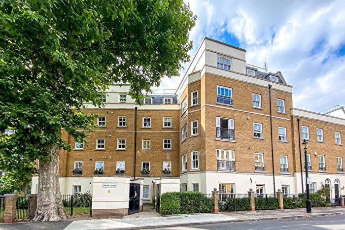 3 Bedroom Flat To Rent In Brockham Street, London, SE1