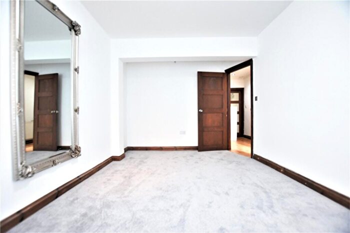 4 Bedroom Terraced House To Rent In Bensham Lane, Thornton Heath, CR7