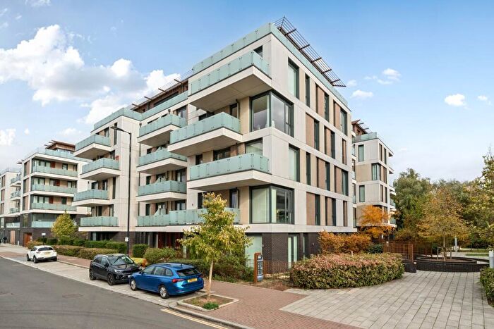 2 Bedroom Flat For Sale In Quebec Way, London, SE16