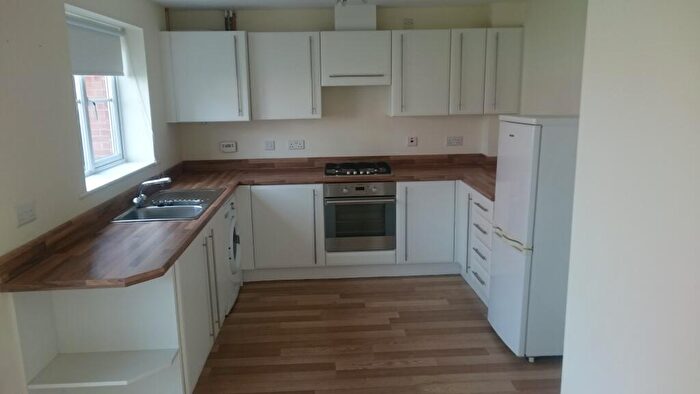 3 Bedroom Semi-Detached House To Rent In The Lanes - Darlington, DL2