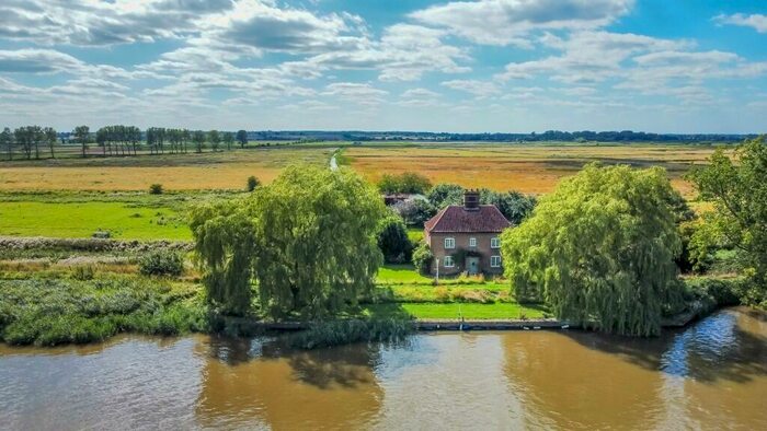 4 Bedroom Detached House For Sale In Langley, NR14