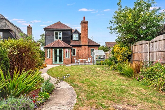 4 Bedroom Detached House For Sale In Church Lane, Chislet, CT3