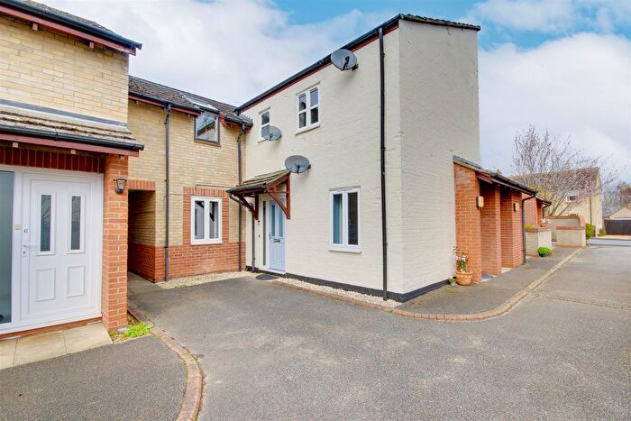 2 Bedroom Flat To Rent In Cootes Lane, Fen Drayton, CB24