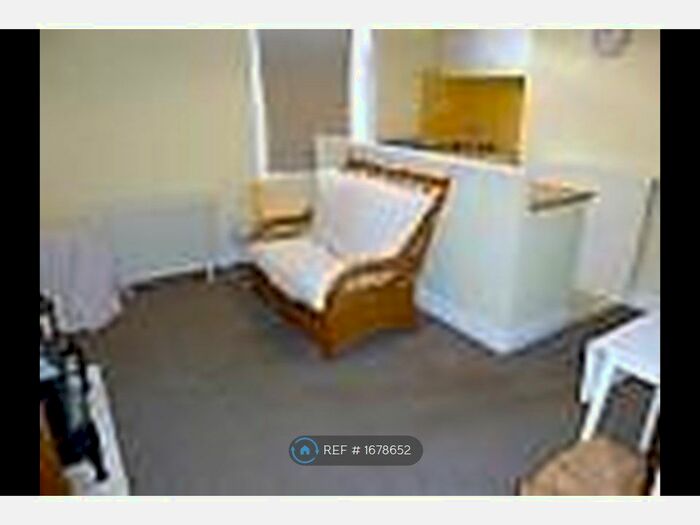 1 Bedroom Flat To Rent In Tong Street, Bradford, BD4