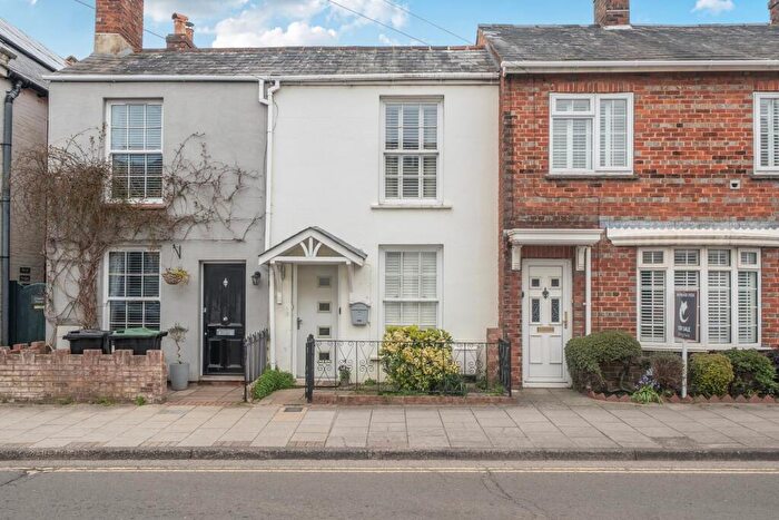 2 Bedroom Terraced House For Sale In Gosport Street, Lymington, SO41