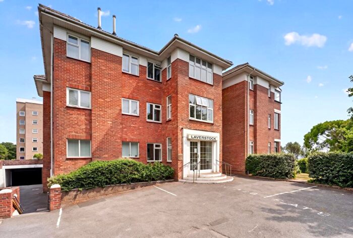 2 Bedroom Flat For Sale In Boscombe Cliff Road, Laverstock Boscombe Cliff Road, BH5